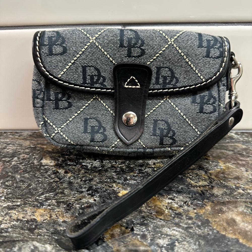 Dooney & Bourke Vintage Signature Monogram Black Wristlet